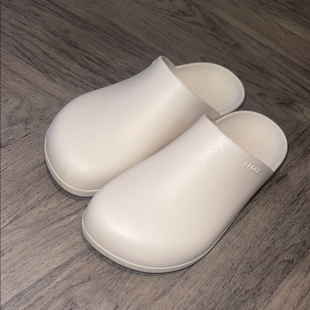 Dylan Clogs